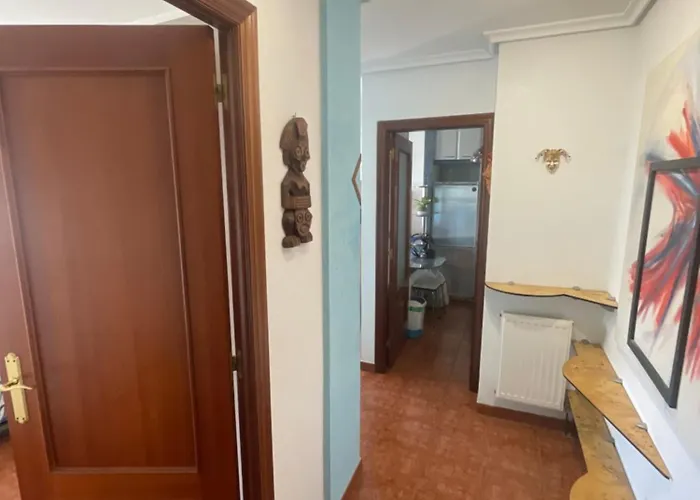 Con Garaje Privado, Piscina , Pie De Playa *