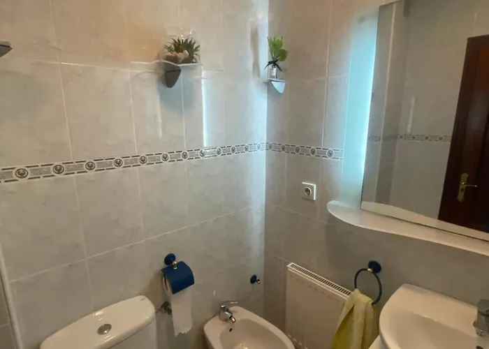 Con Garaje Privado, Piscina , Pie De Playa Apartamento