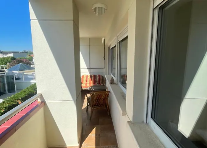 Con Garaje Privado, Piscina , Pie De Playa Suances