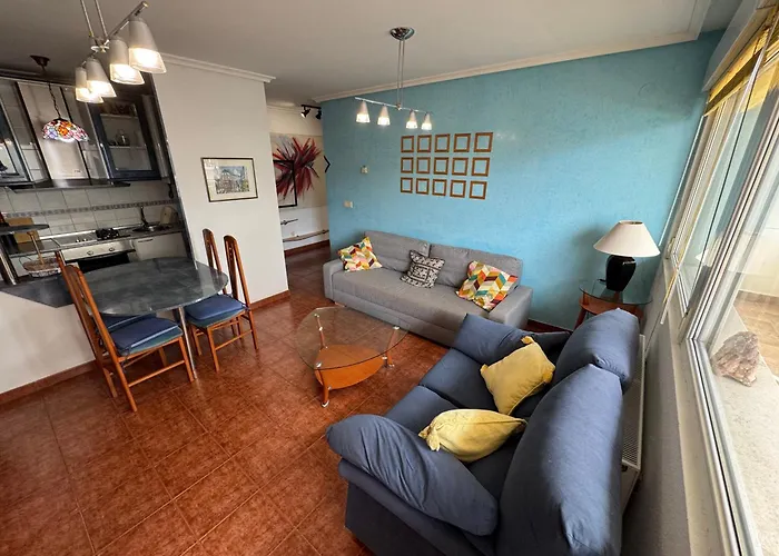 Con Garaje Privado, Piscina , Pie De Playa Suances