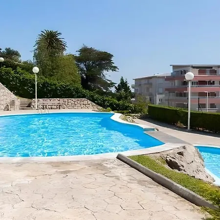 Con Garaje Privado, Piscina , Pie De Playa Suances